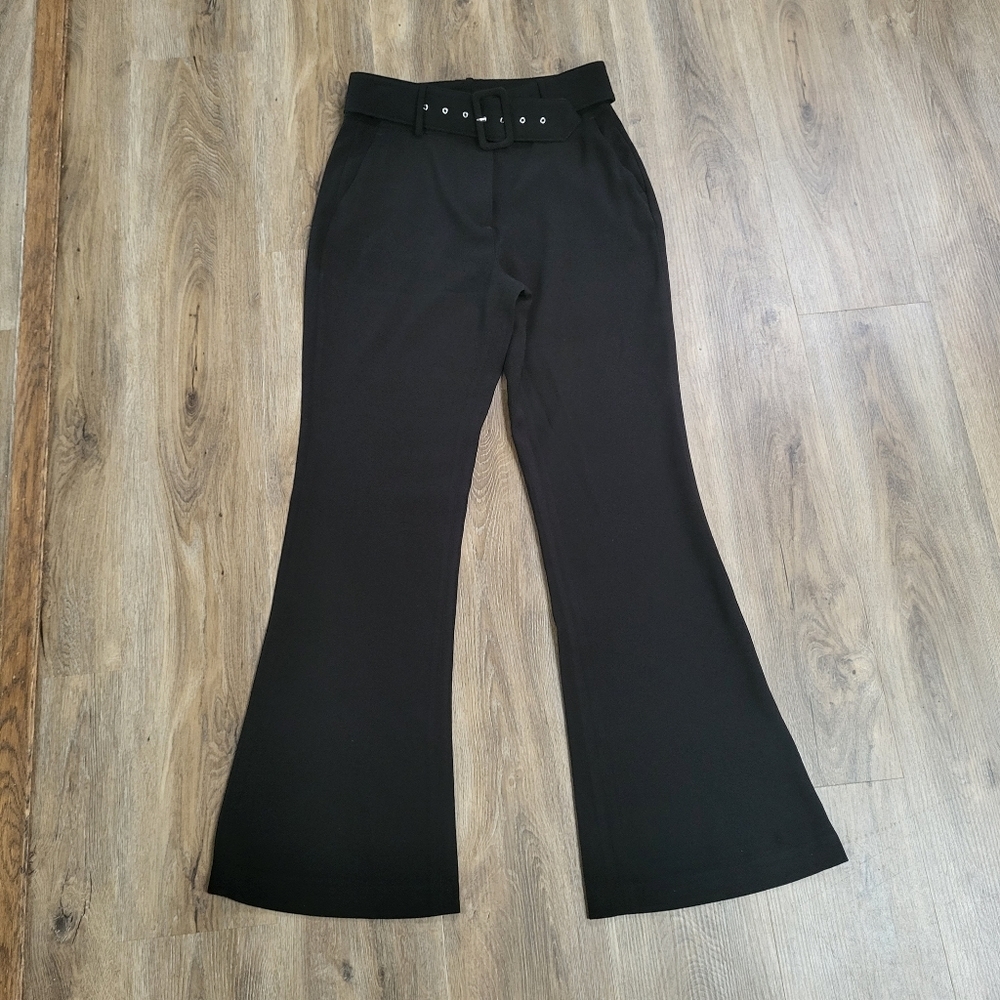 Lovers + Friends Black Keri Flare Leg Pants Size Medium Buckle Belt High Waist
